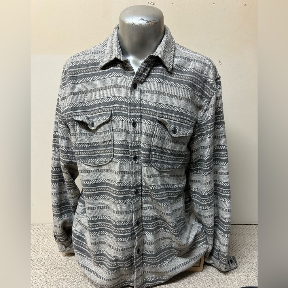 2/$75💥- SHIRT | Men’s Lucky Brand shirt size large (fits like a M-L)